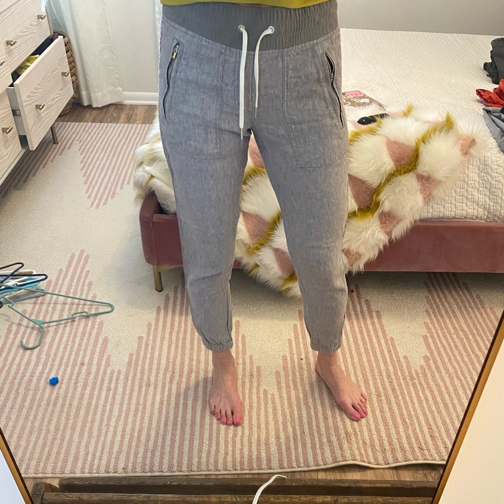 Athleta Gray heather linen drawstring jogger